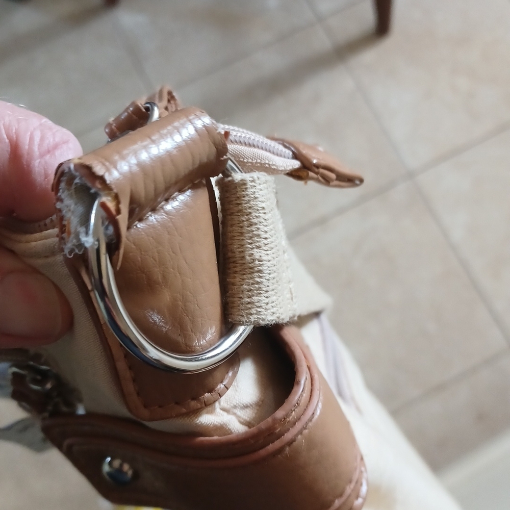 Vintage Roots canvas and leather messenger bag - Picture 4 of 4